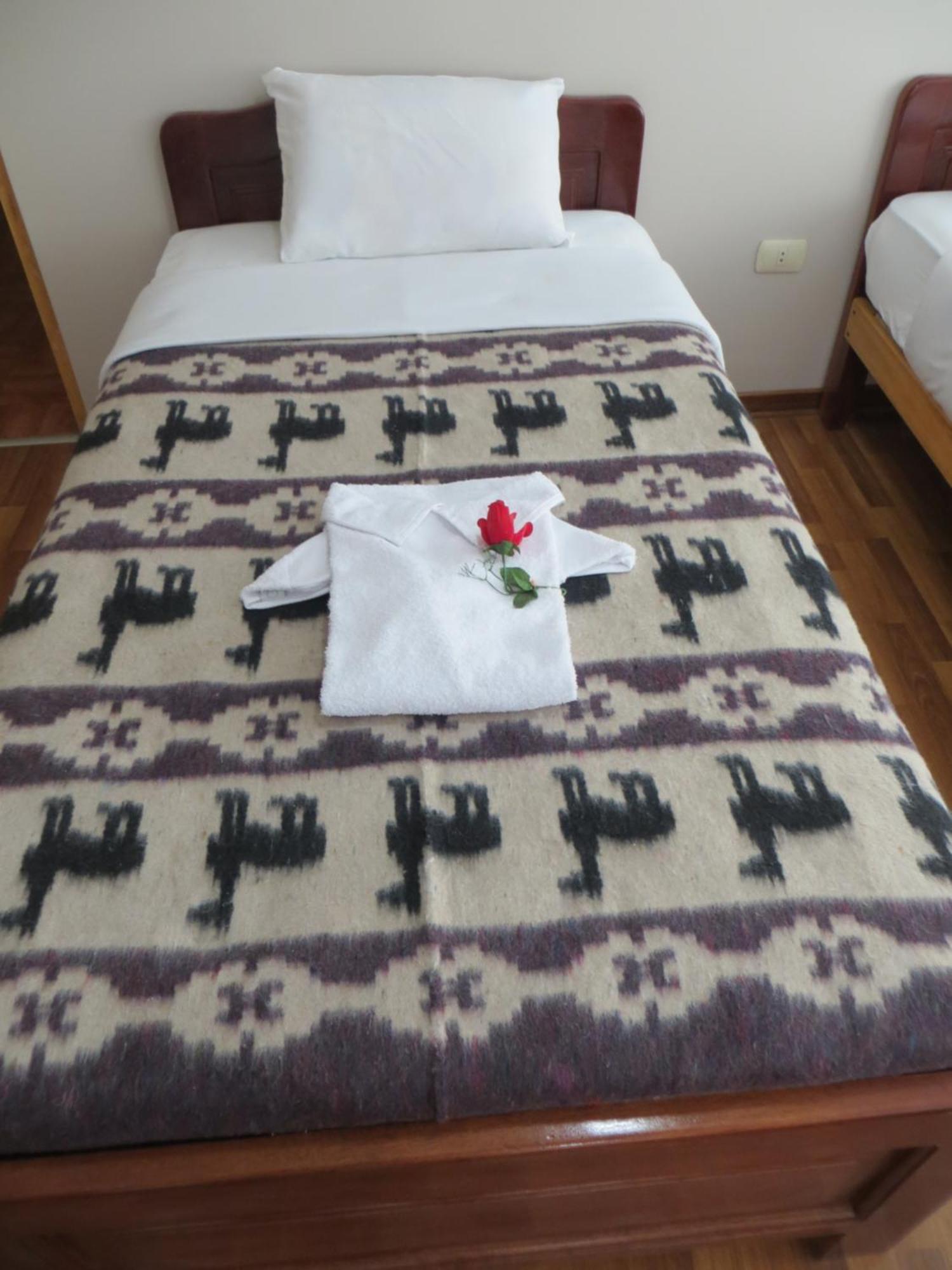 Hotel La Casa De Yoni Puno Esterno foto